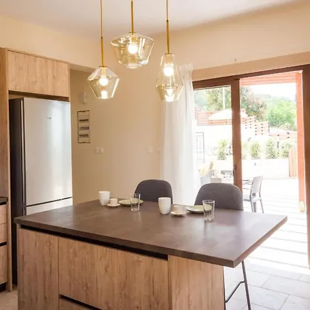 Villa Kerastis Lysos